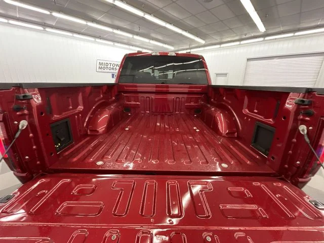 New 2026 Ruby Red Metallic Tinted Clearcoat Ford XLT image 23