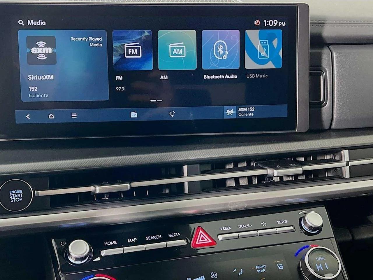 2026 Hyundai Santa Fe — photo 9