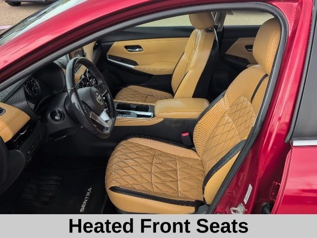 Used 2020 Scarlet Nissan SV image 12