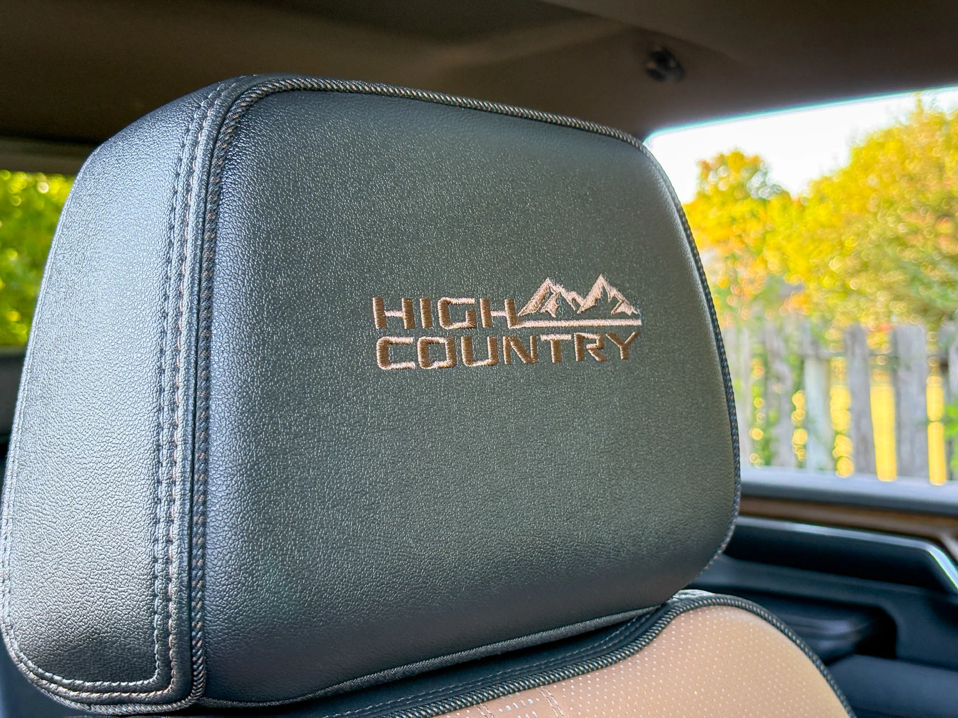 Used 2024 White Chevrolet High Country image 26