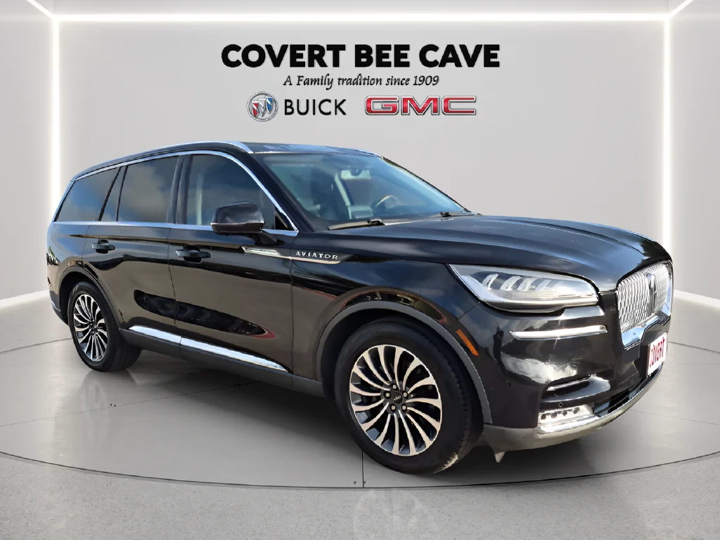 Used 2020 Black Lincoln Reserve image 1