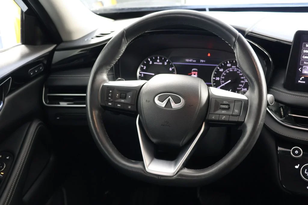 Used 2023 Black INFINITI PURE image 10