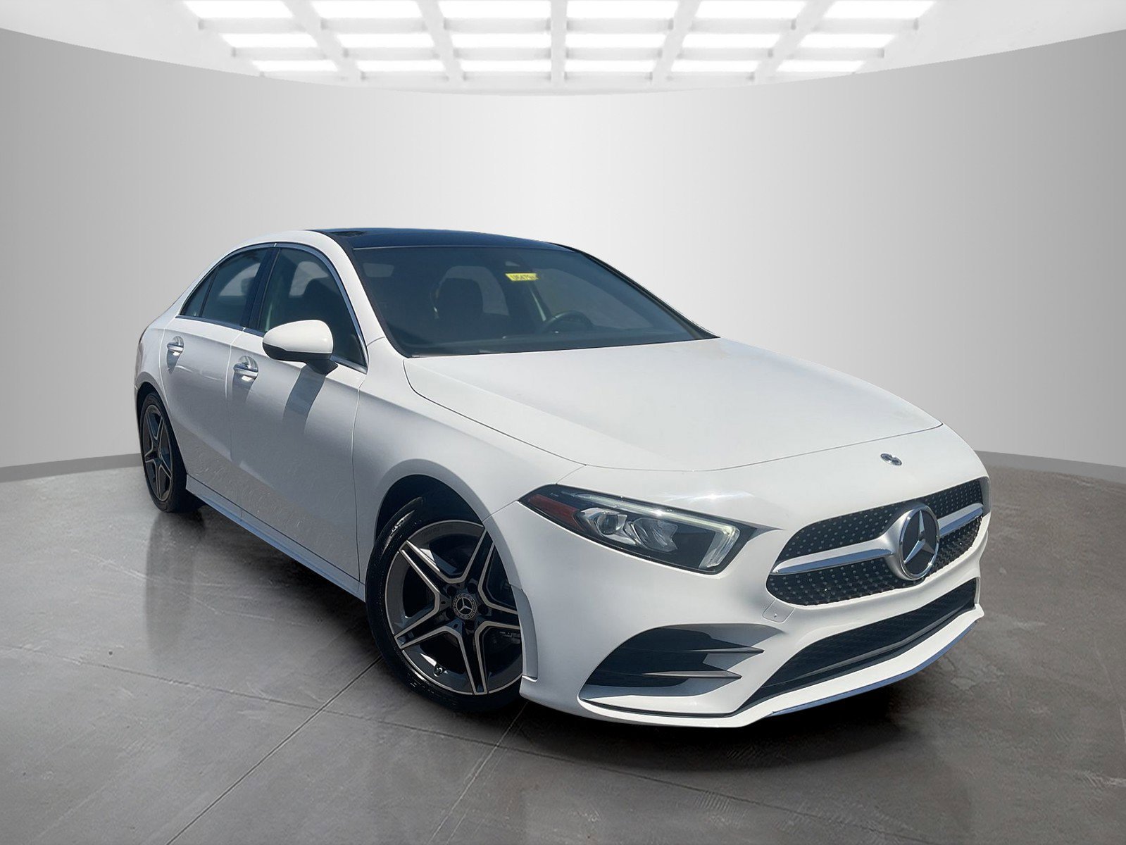 Used 2022 Polar White Mercedes-Benz A 220 image 7