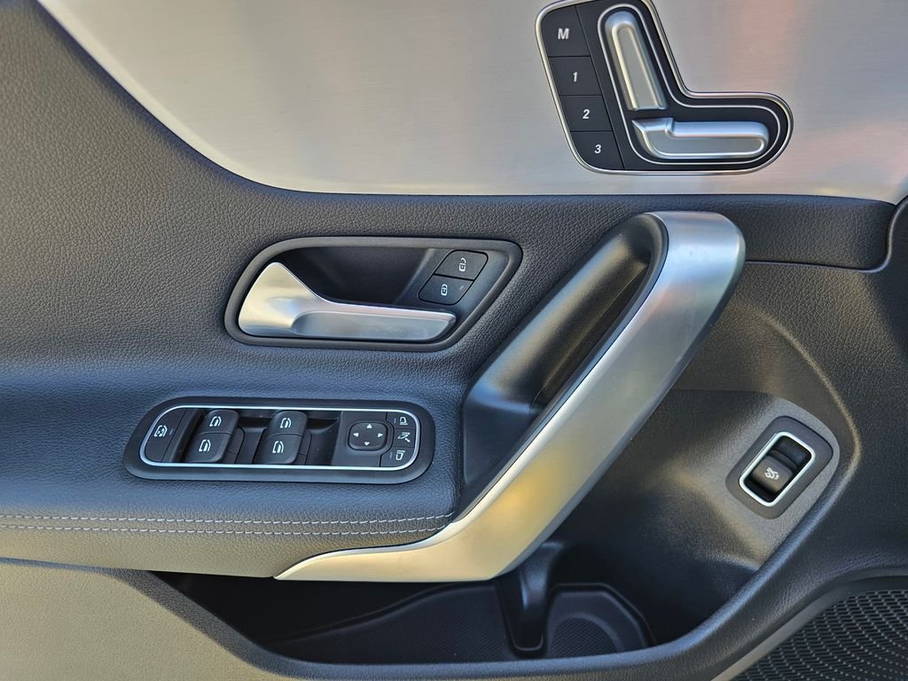 2025 Mercedes-Benz CLA CLA 250 - Photo 22