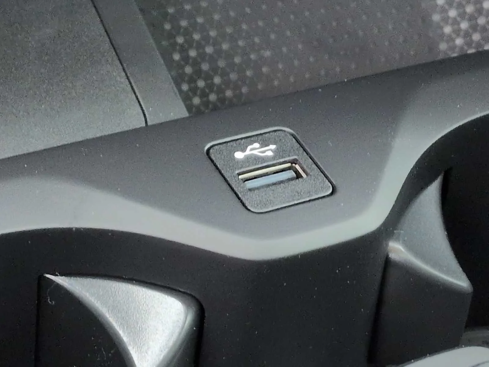Used 2026 Black Sapphire Metallic BMW xDrive50e image 32