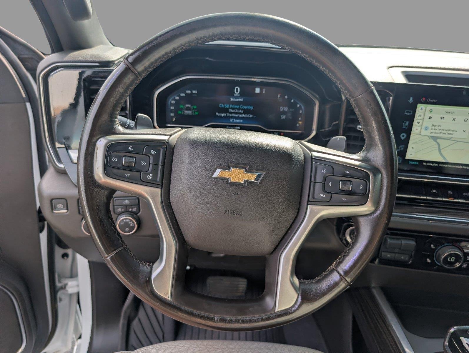 Used 2023 SUMMIT WHITE Chevrolet LT image 28