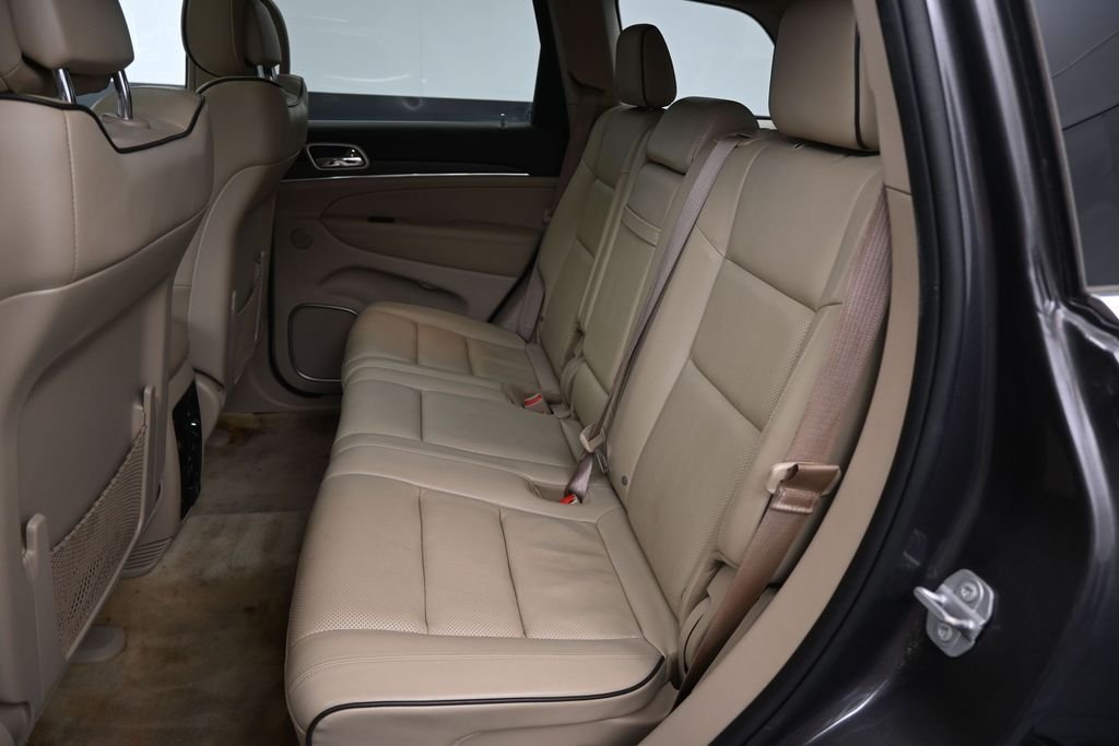 Used 2017 Gray Jeep Overland image 23