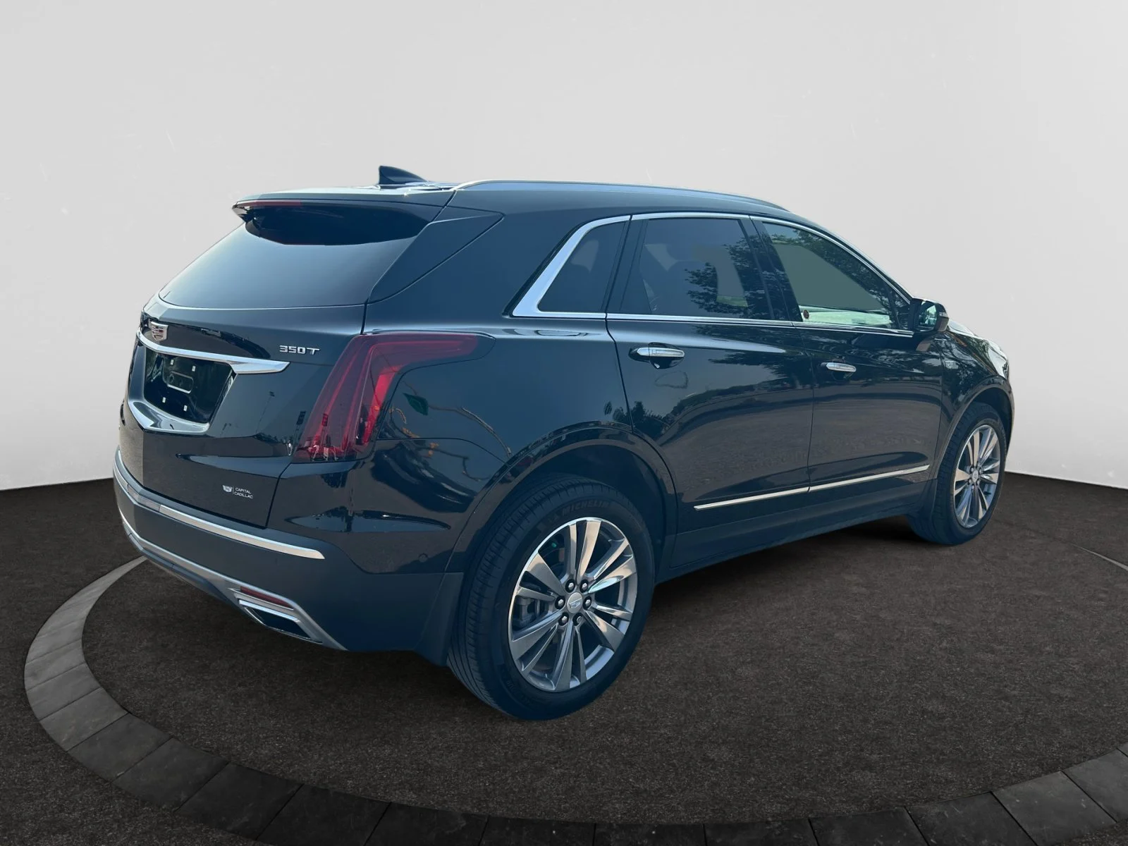 Certified Used 2025 STELLAR BLACK METALLIC Cadillac AWD Premium Luxury Leather Sunroof Nav image 5