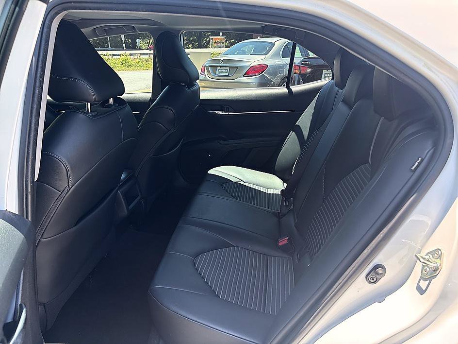 Used 2020 Super White Toyota SE image 21