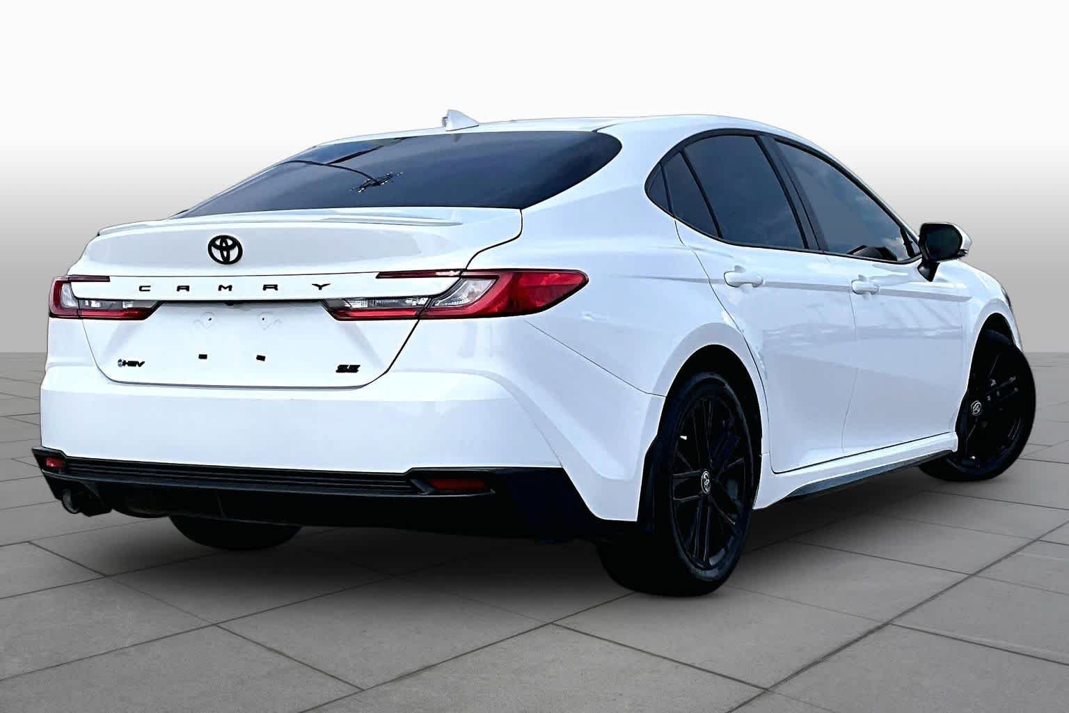 Used 2026 Ice Cap Toyota LE image 13