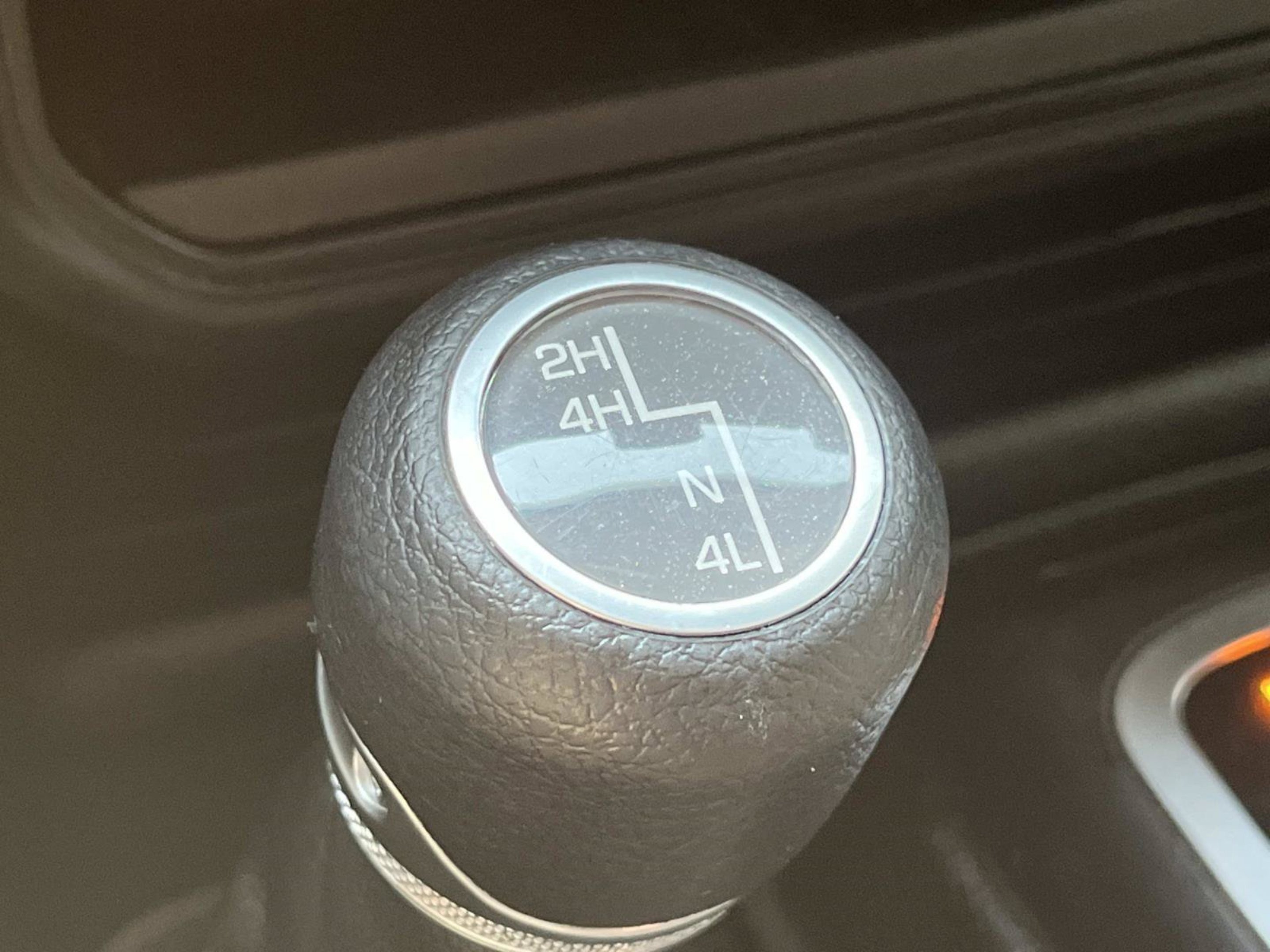 Used 2018 Black Clearcoat Jeep Sport S image 32