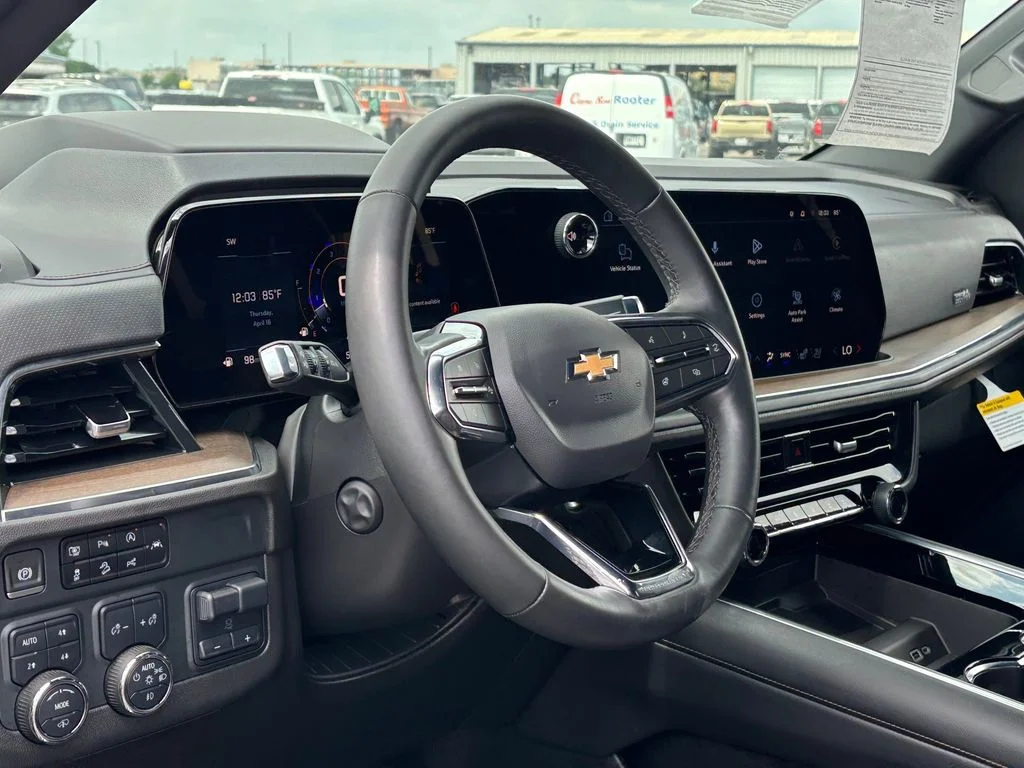 Used 2025 Beige Chevrolet High Country image 8