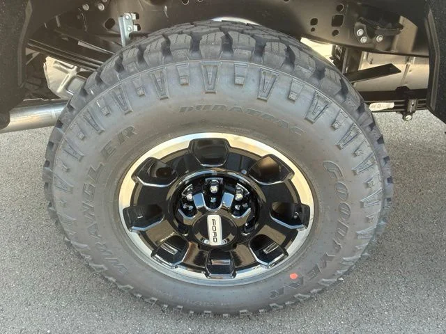 New 2026 Carbonized Gray Metallic Ford F-250® Lariat® image 15