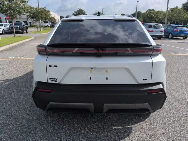 New 2026 Wind Chill Pearl Toyota SE image 5