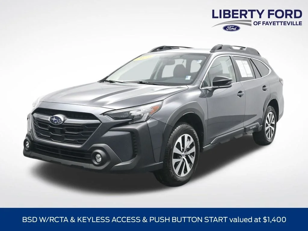 2025 Subaru Outback Premium's photo