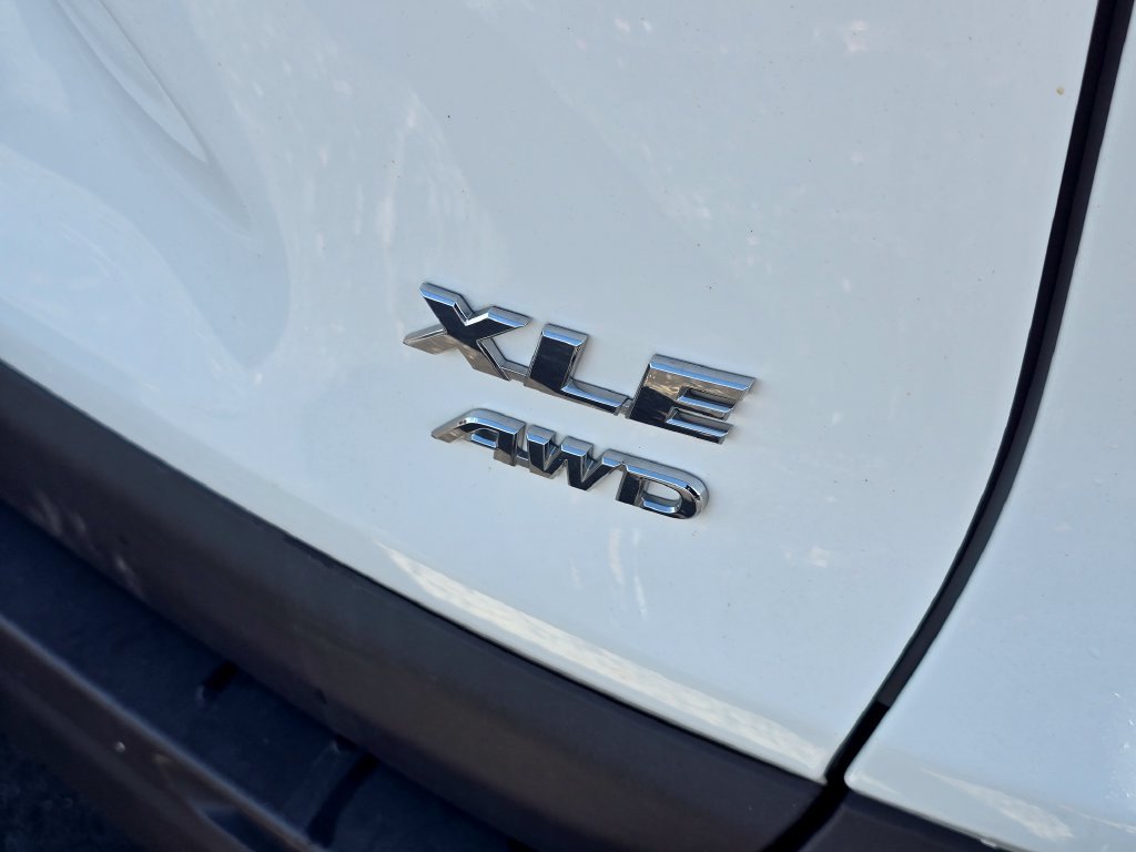 Certified Used 2022 White Toyota XLE image 11
