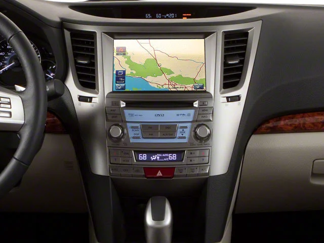 Used 2010 Crystal Black Silica Subaru 2.5i Premium image 14