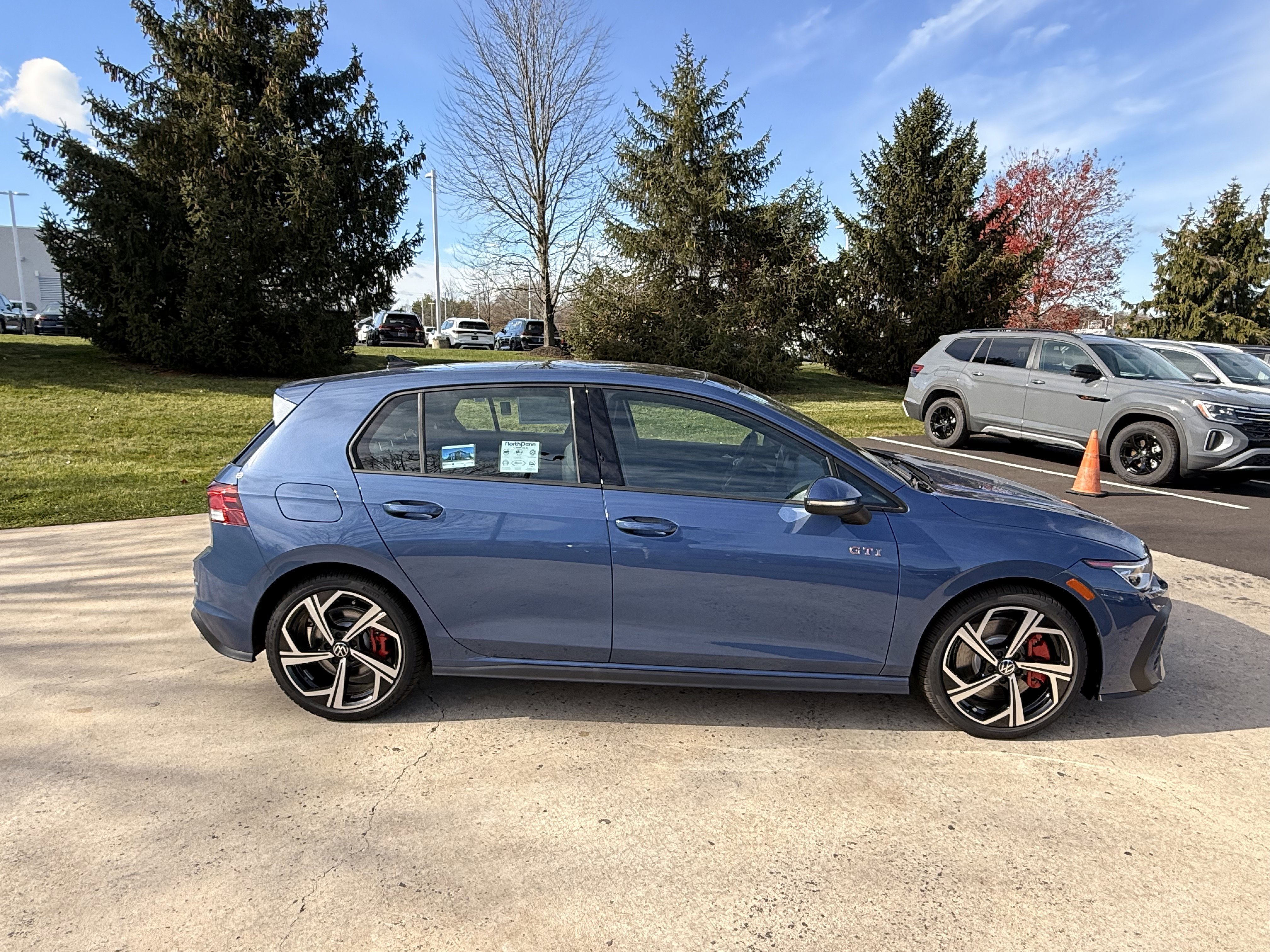 New 2026 Slate Blue Metallic Volkswagen SE image 16