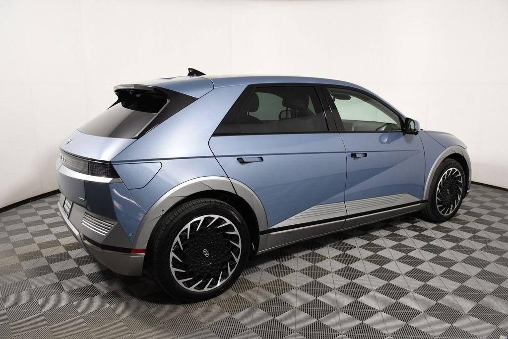 Used 2024 Lucid Blue Hyundai Limited image 7