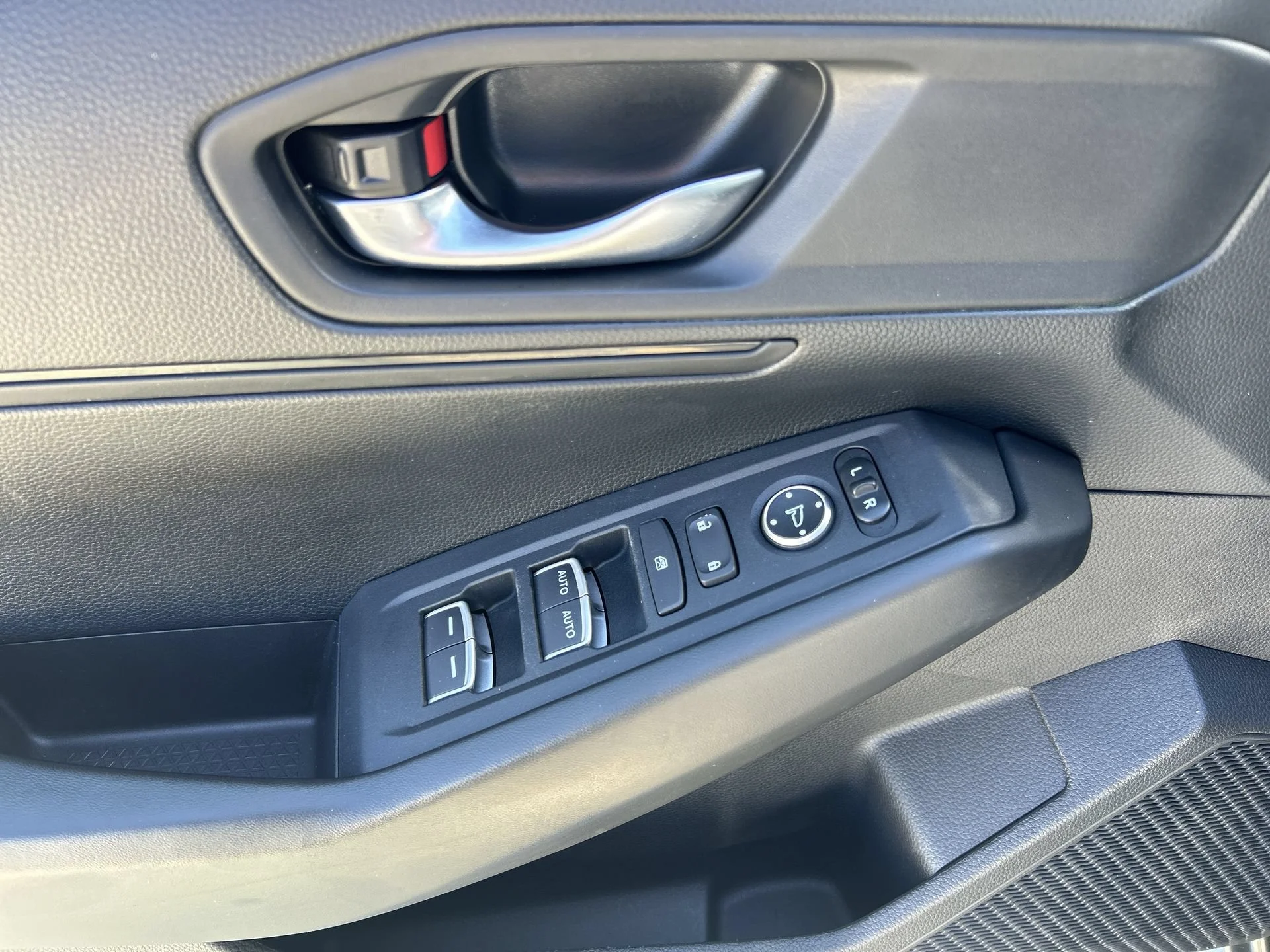 2024 Honda Accord LX - Photo 15