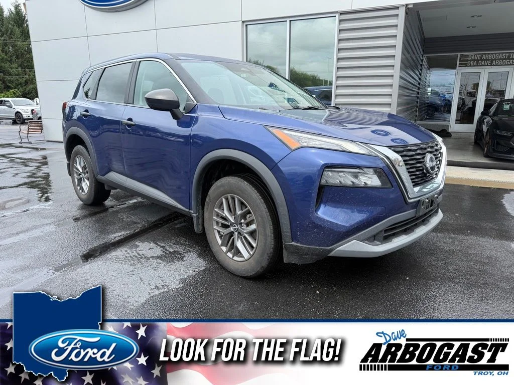 Used 2023 Blue Nissan S image 1