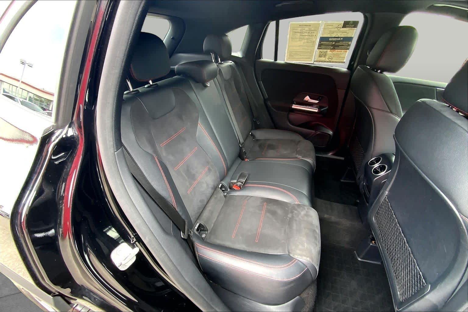 Used 2023 Night Black Mercedes-Benz GLA 250 image 19