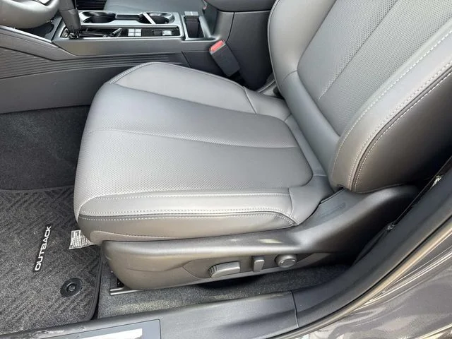 2026 Subaru Outback Limited - Photo 14