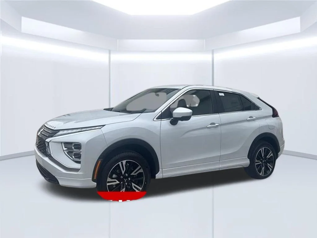 New 2026 White Mitsubishi SEL image 7