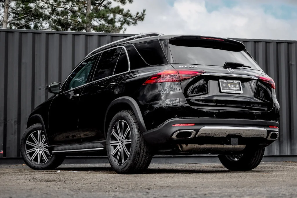 New 2026 Black Mercedes-Benz GLE350 image 2