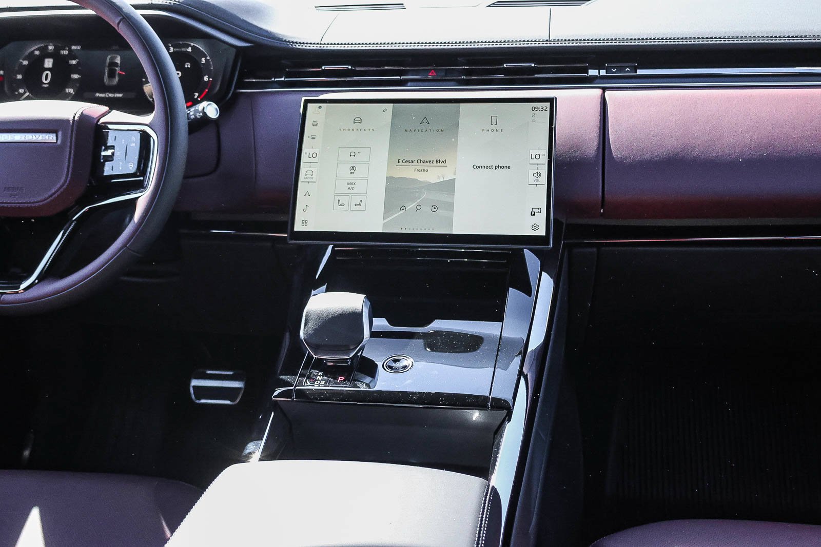 New 2026 Fuji White Land Rover Dynamic SE image 24