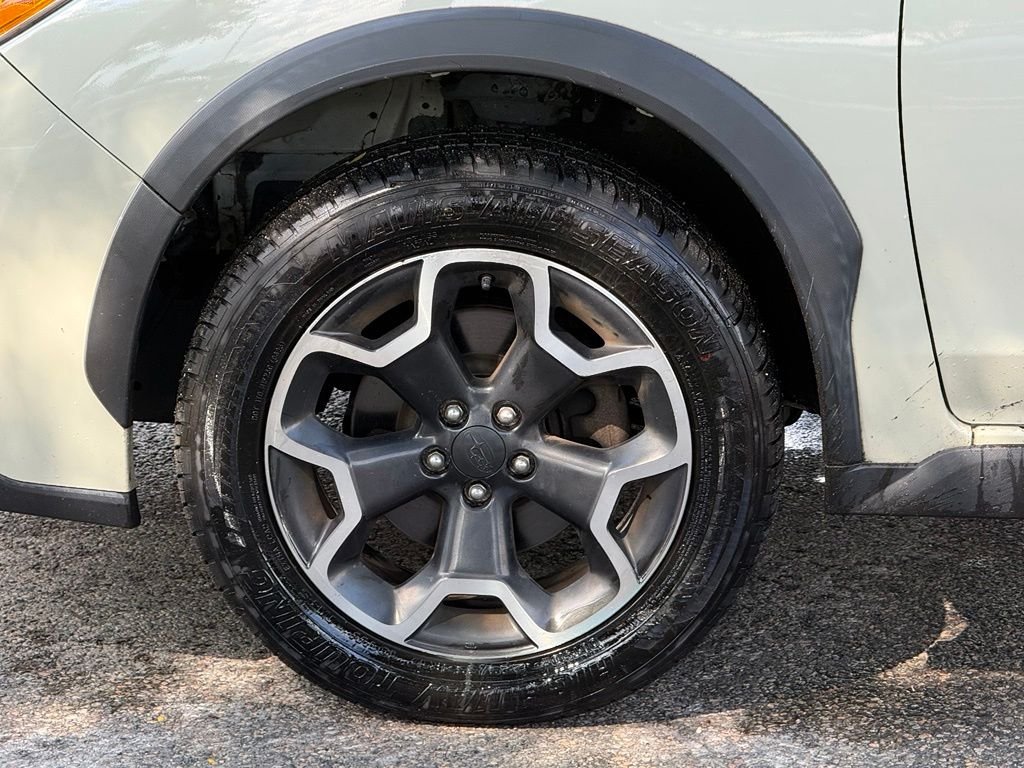 Used 2014 Beige Subaru 2.0i Limited image 6