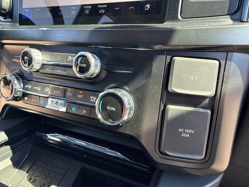 New 2026 Star White Metallic Tri-Coat Ford F-250® Lariat® image 27