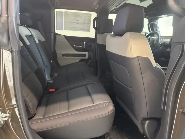 2026 GMC HUMMER EV 2X - Photo 43