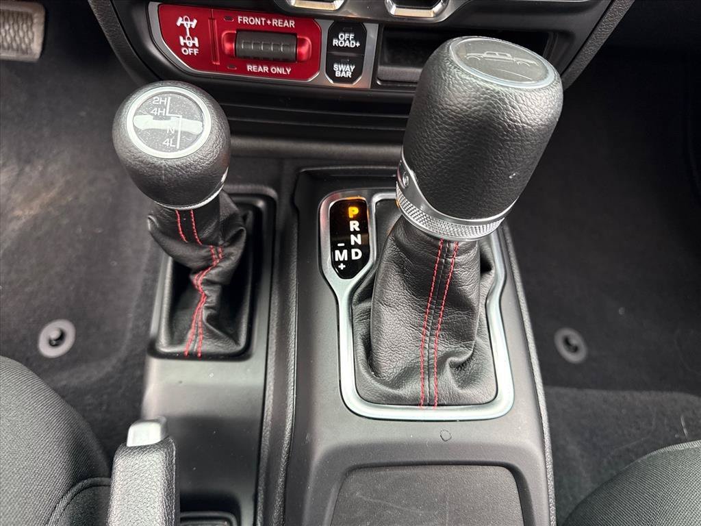 Used 2023 Black Clearcoat Jeep Rubicon image 12