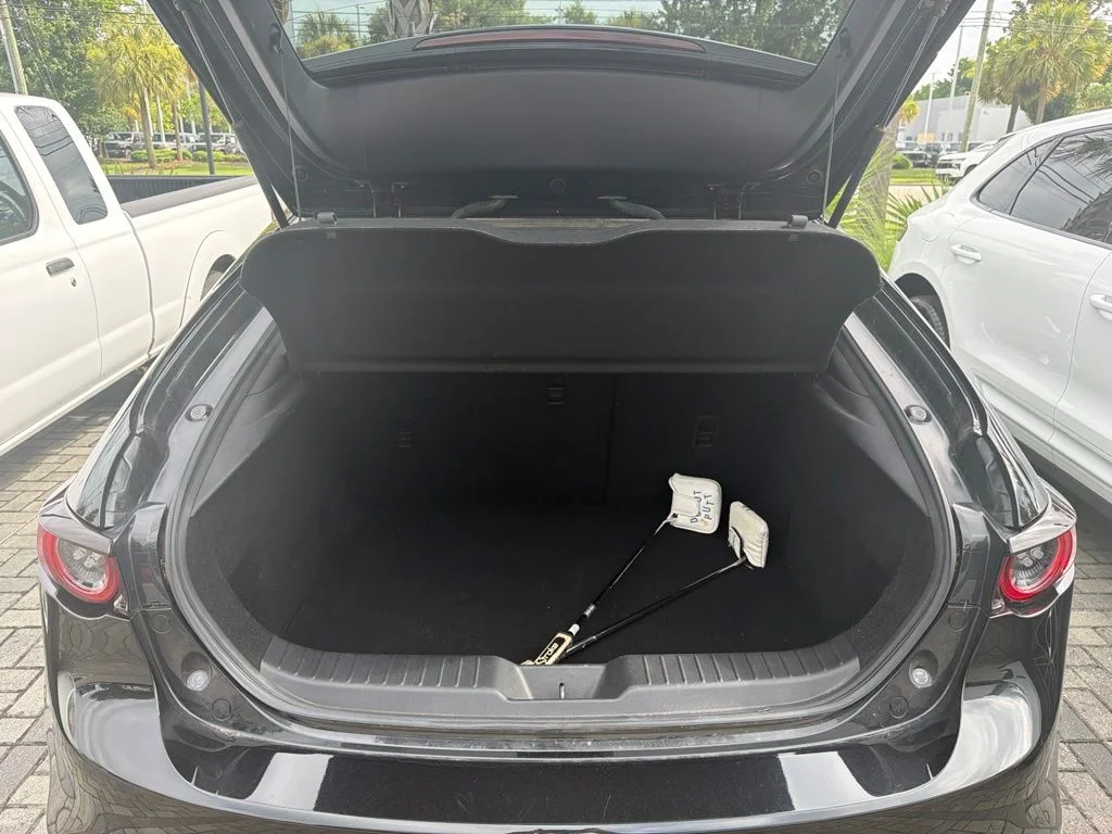 Used 2021 Black Mazda Select image 7
