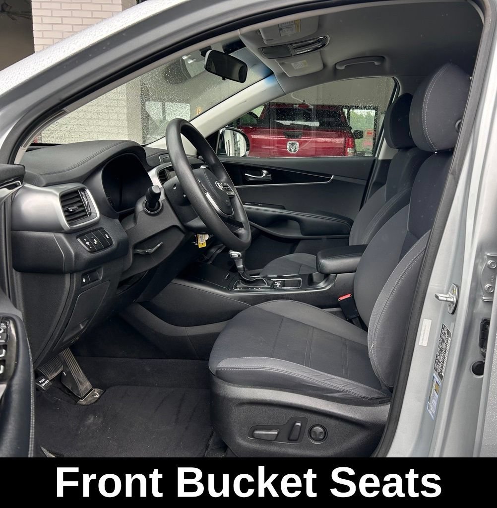 Used 2019 Silver Kia 3.3L LX image 18