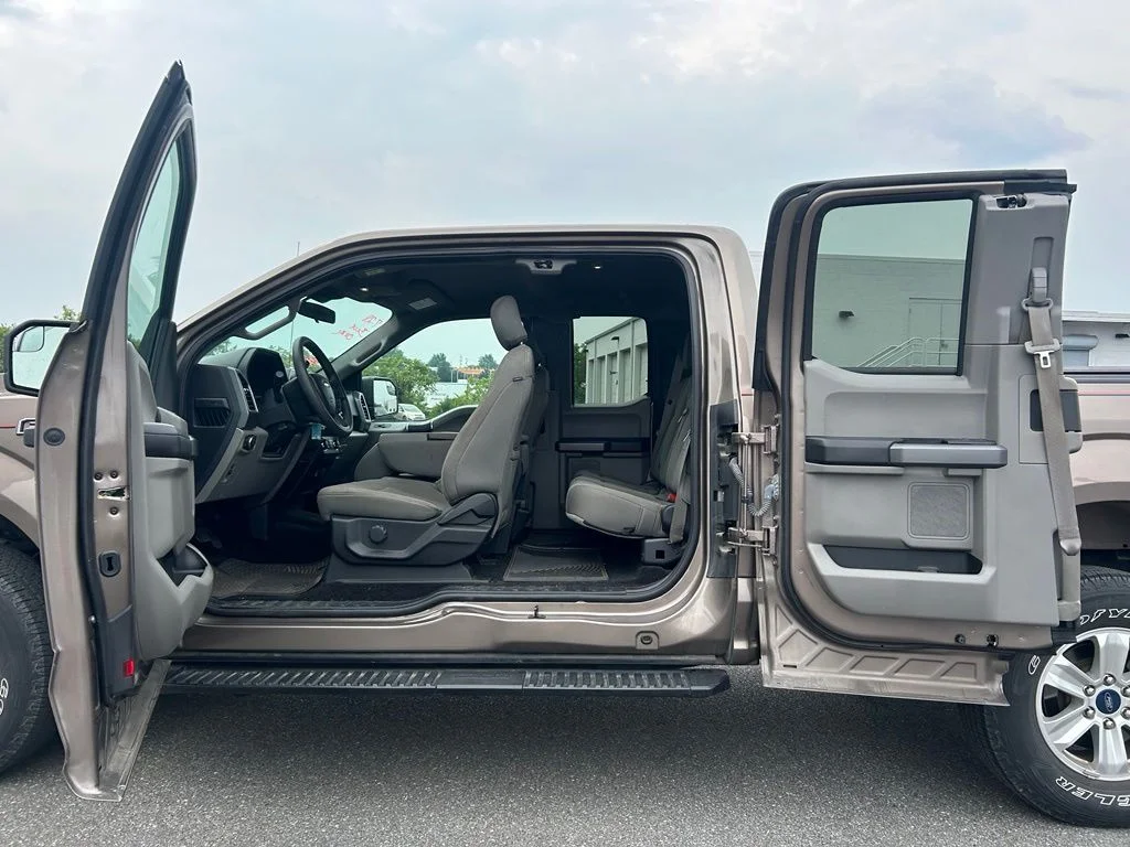 Certified Used 2019 Gray Ford XLT image 10