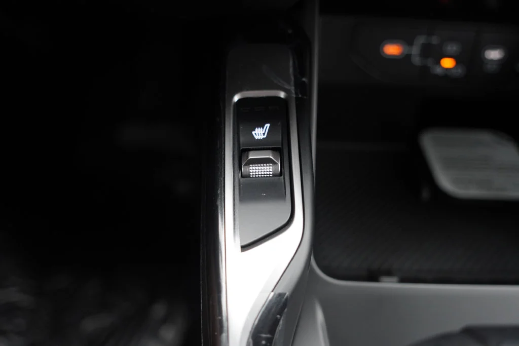 New 2026 Glacial White Pearl Kia X-Line EX AWD image 17