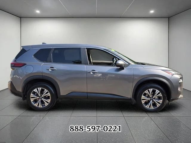 Used 2023 Gray Nissan SV image 6