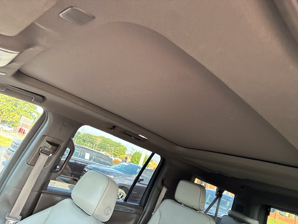 Used 2022 Beige GMC SLT image 13