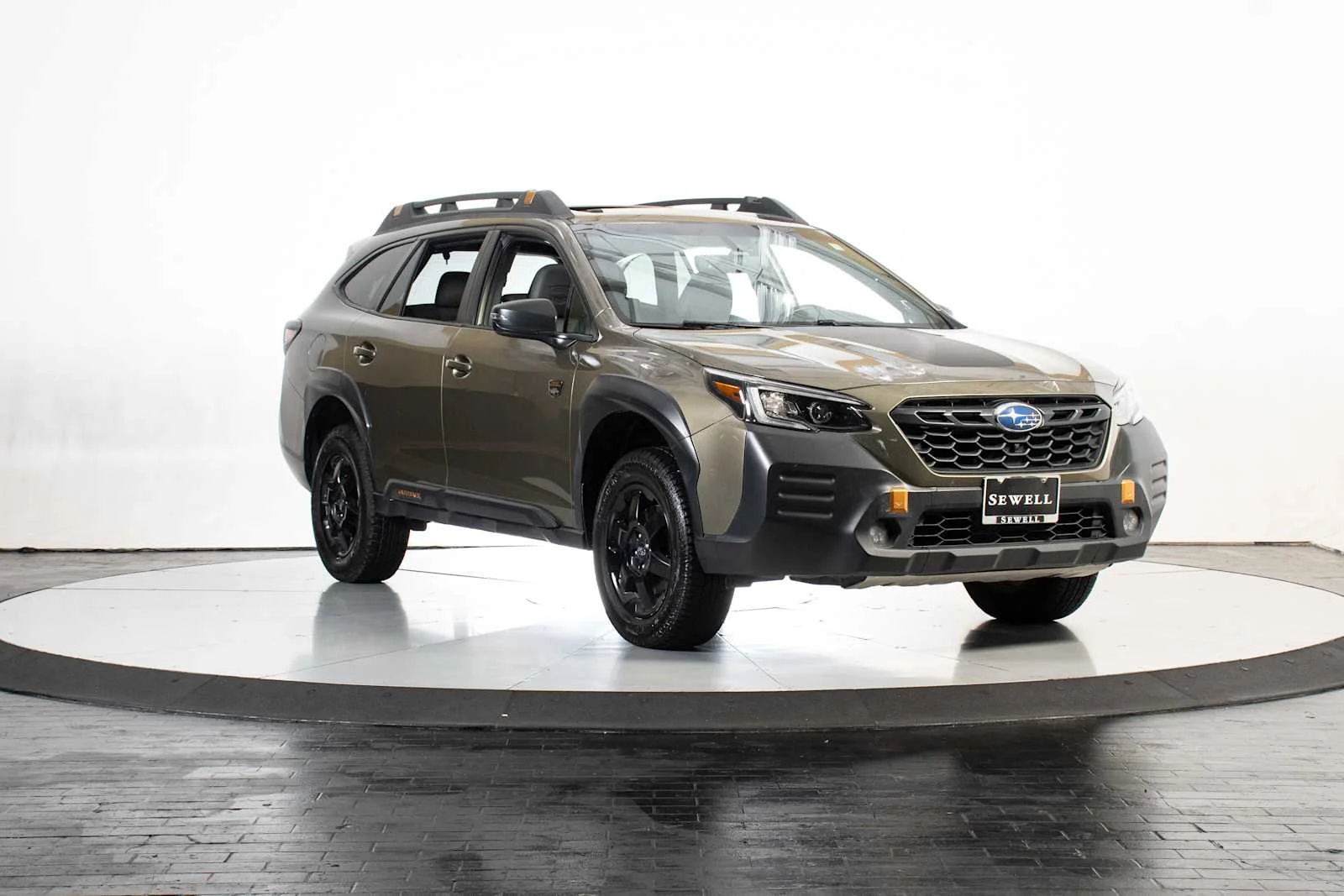 Used 2022 Autumn Green Metallic Subaru Wilderness image 8
