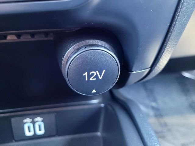 Used 2023 Black Ford XLT image 18