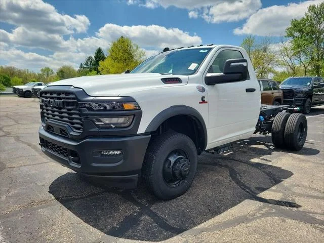 New 2025 Bright White Clearcoat RAM TRADESMAN image 3
