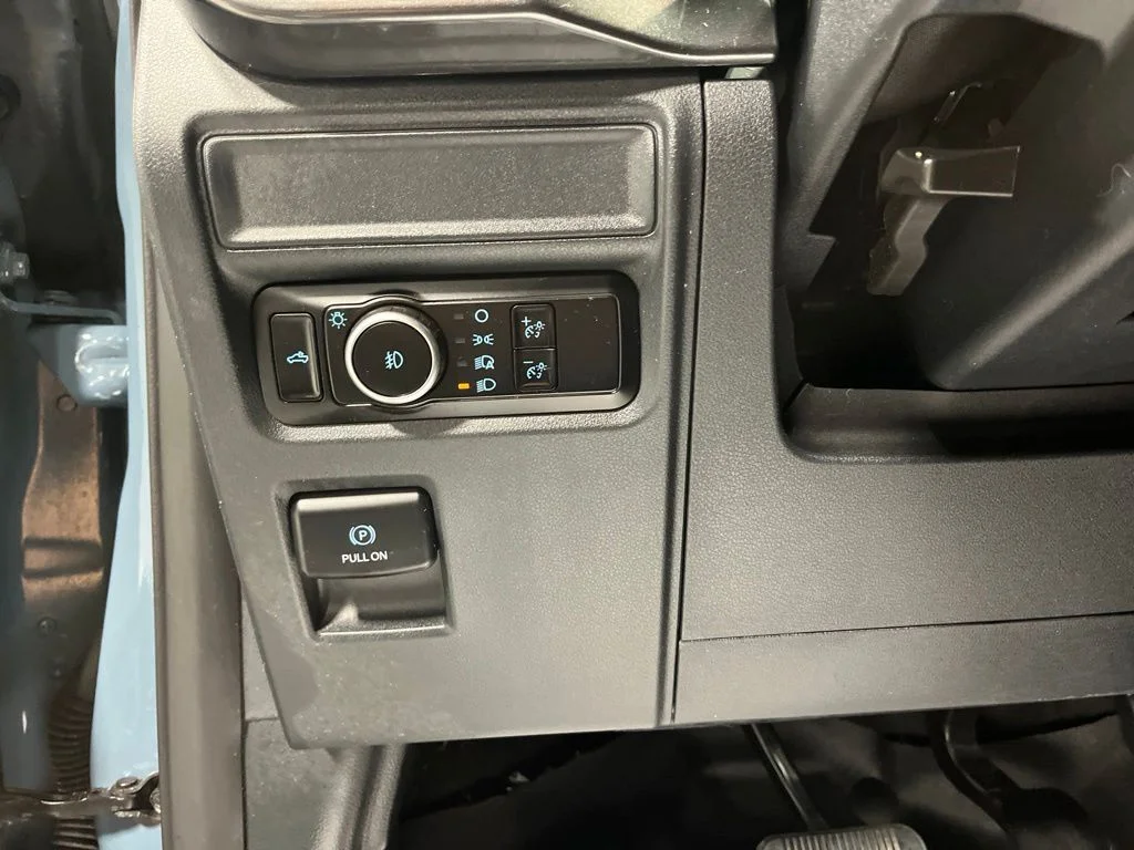 Used 2023 Blue Ford XL image 14