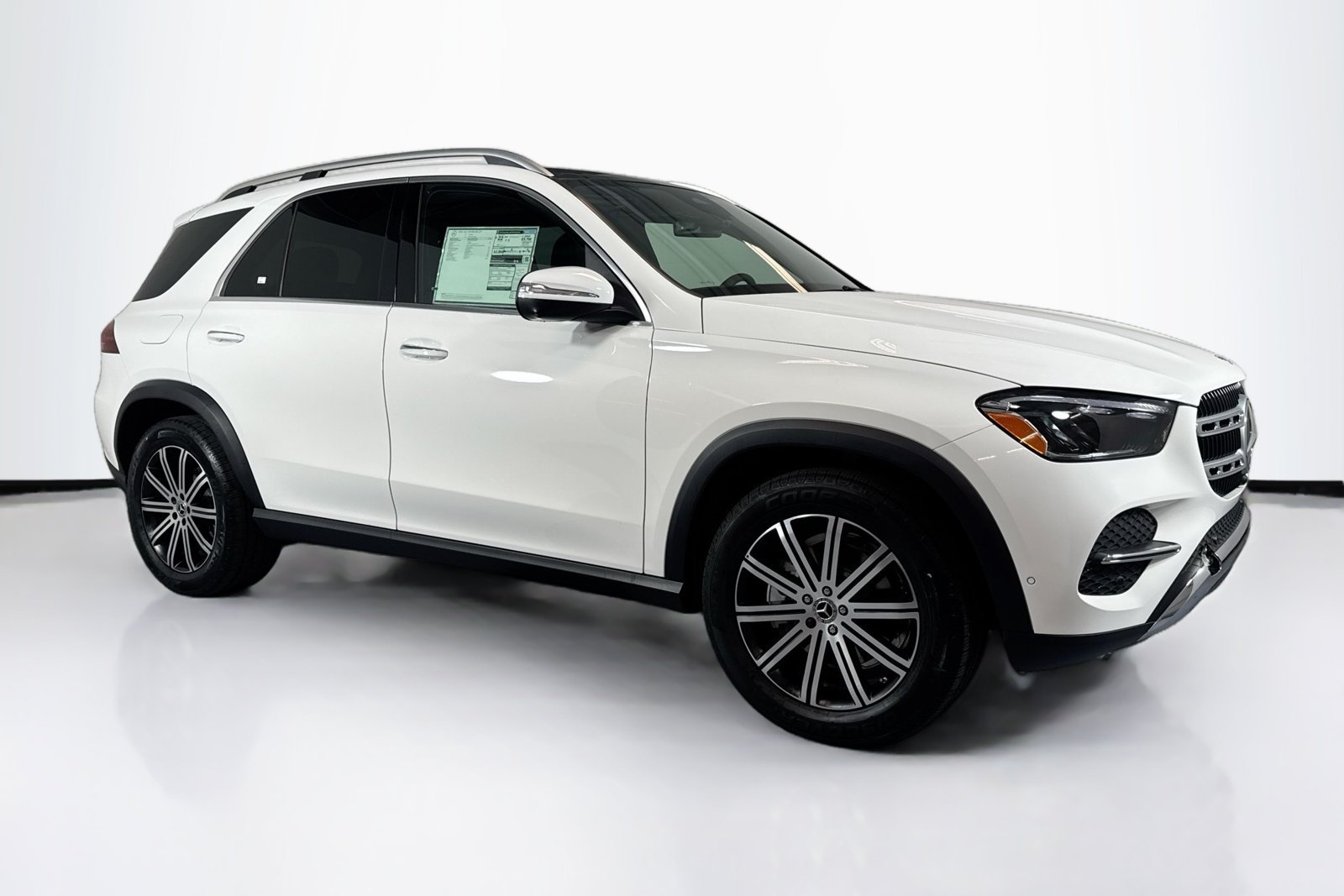 New 2026 Polar White Mercedes-Benz GLE 350 image 3