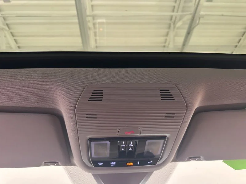 New 2026  Volkswagen 2.0T SE w/Technology image 16