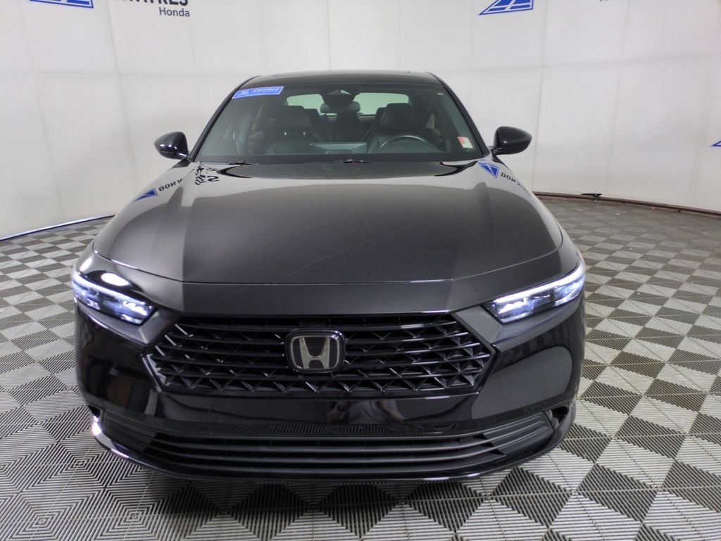 Used 2025  Honda Sport-L image 8
