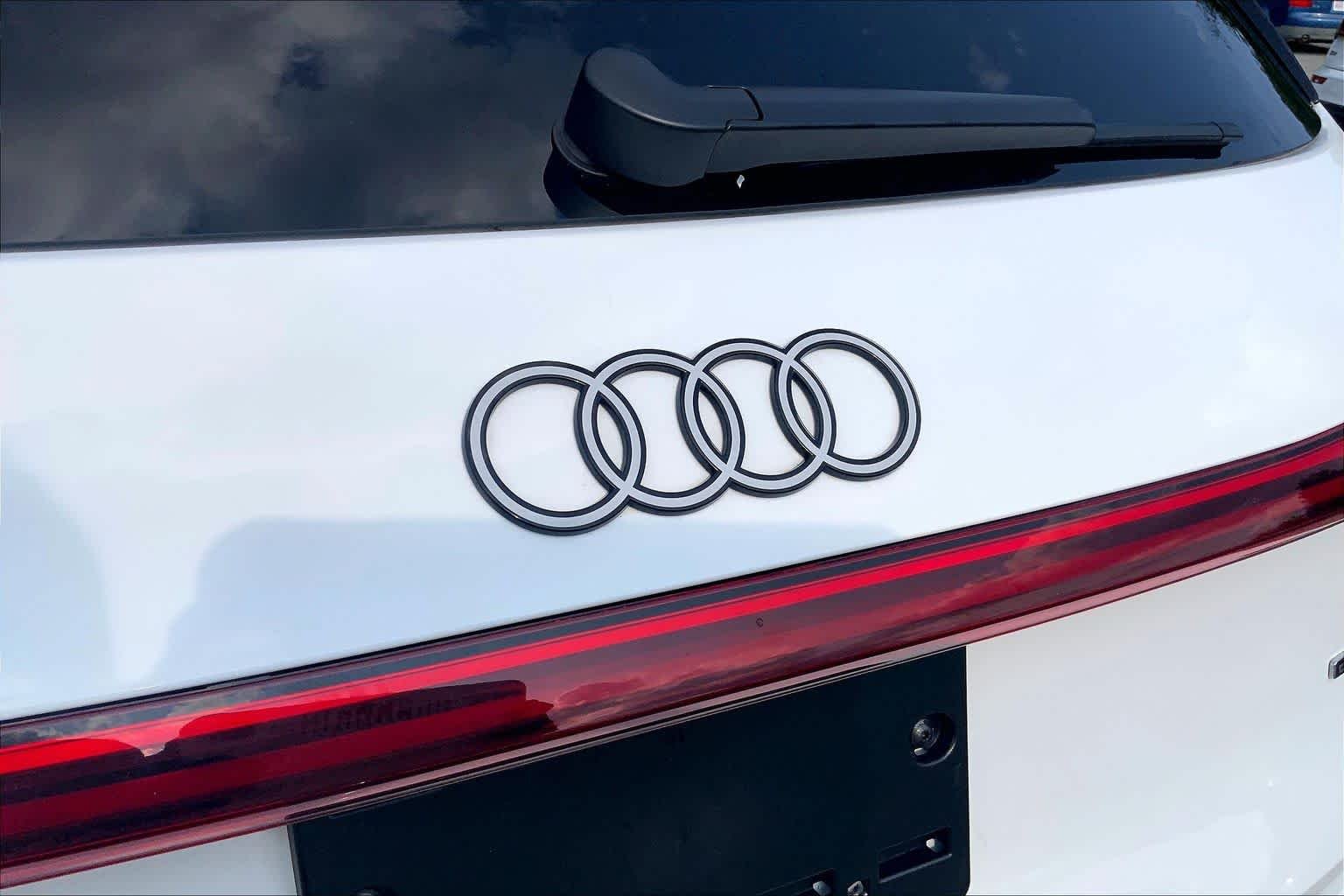 Used 2025 Arkona White Audi Premium Plus image 10