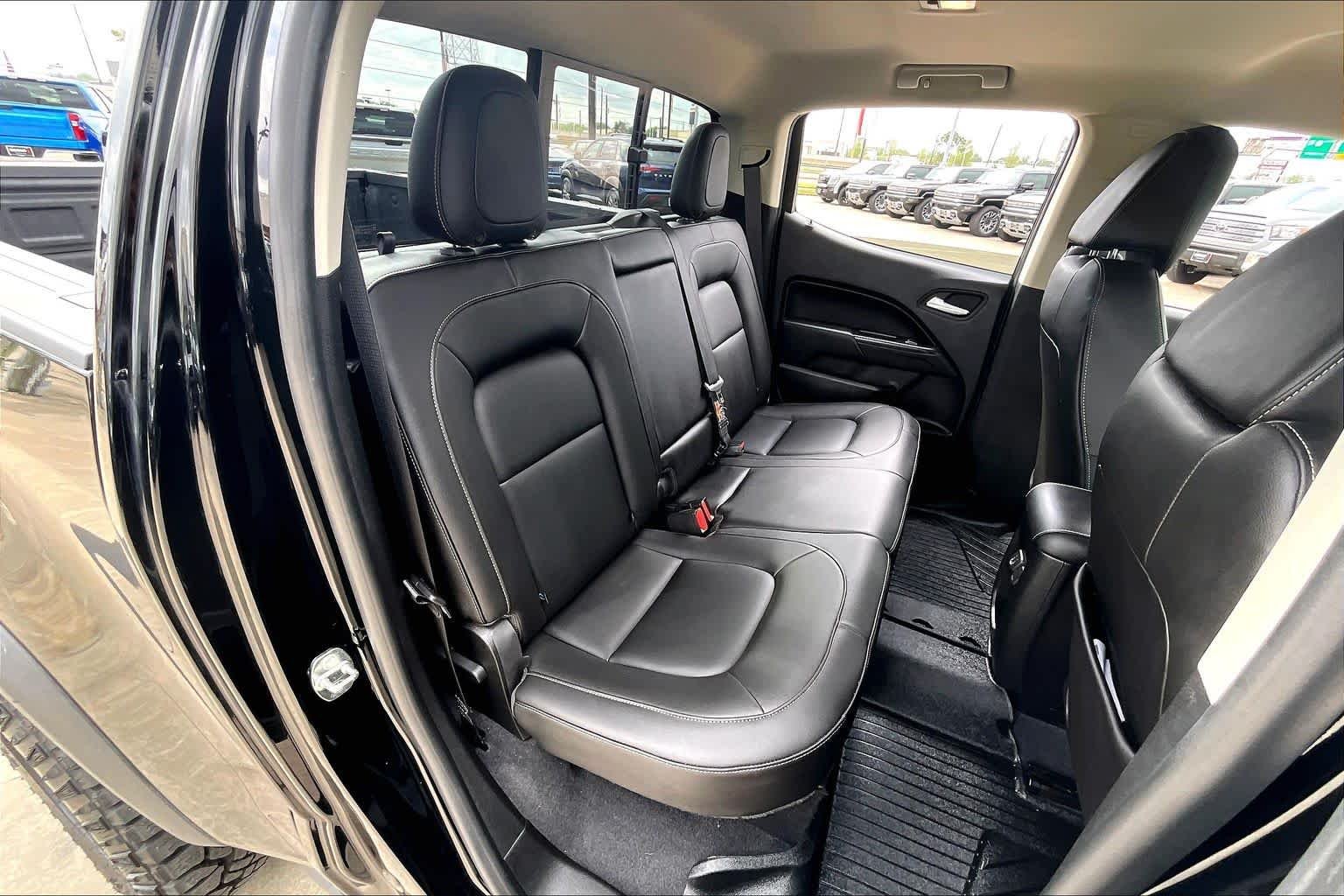 Used 2019 Black Chevrolet 4WD ZR2 image 26