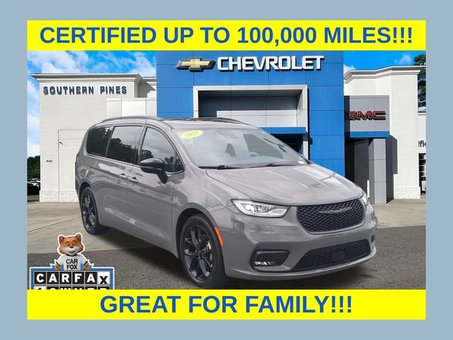 Used 2025 White Chrysler Limited image 1